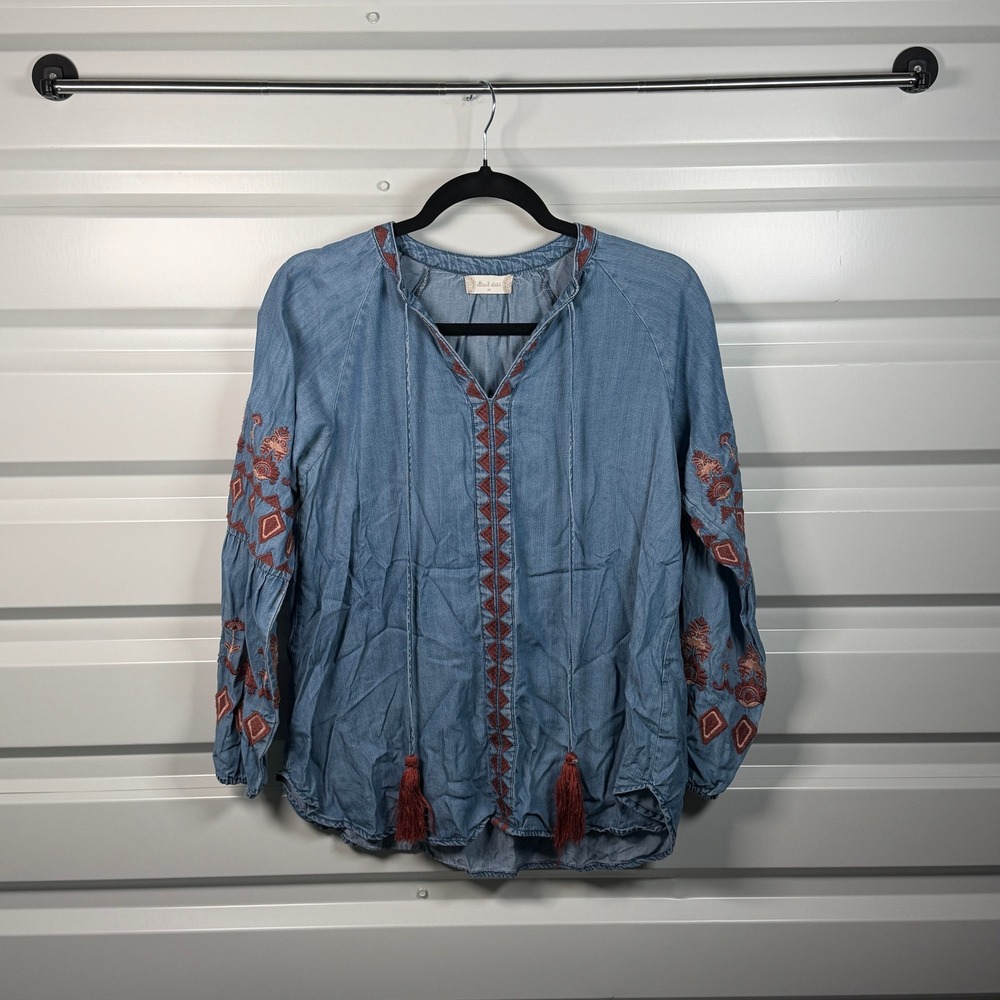 Altar'd State Womens Medium Blue Embroidered Lyocell Boho Peasant Blouse Tassels